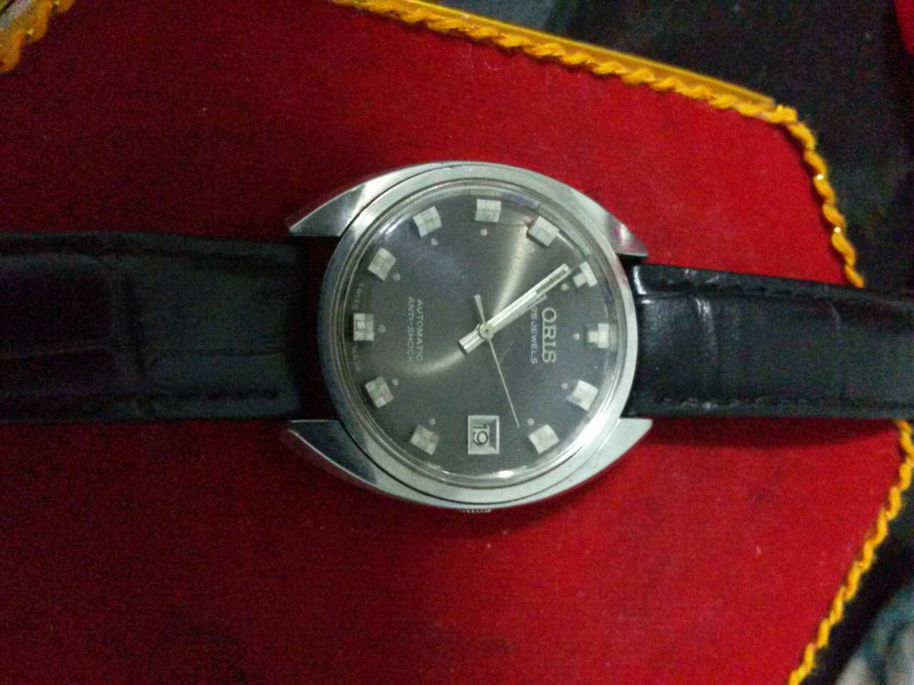 นาฬิกา ORIS AUTOMATIC ANTI-SHORK 25 JEWELS SWISS MADE