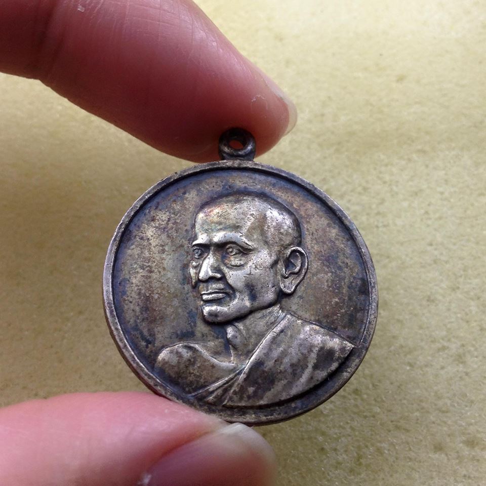 เหรียญสมเด็จโต 100ปี เนื้อเงิน เดิมสุดๆ
