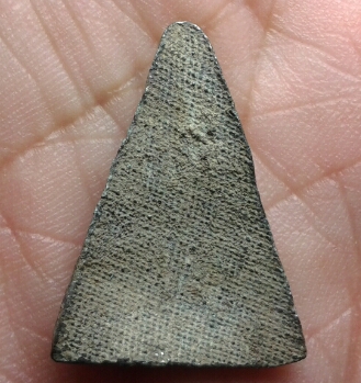 พระนางกำแพง กรุวัดมหาธาตุ/ เนื้อชินเงิน