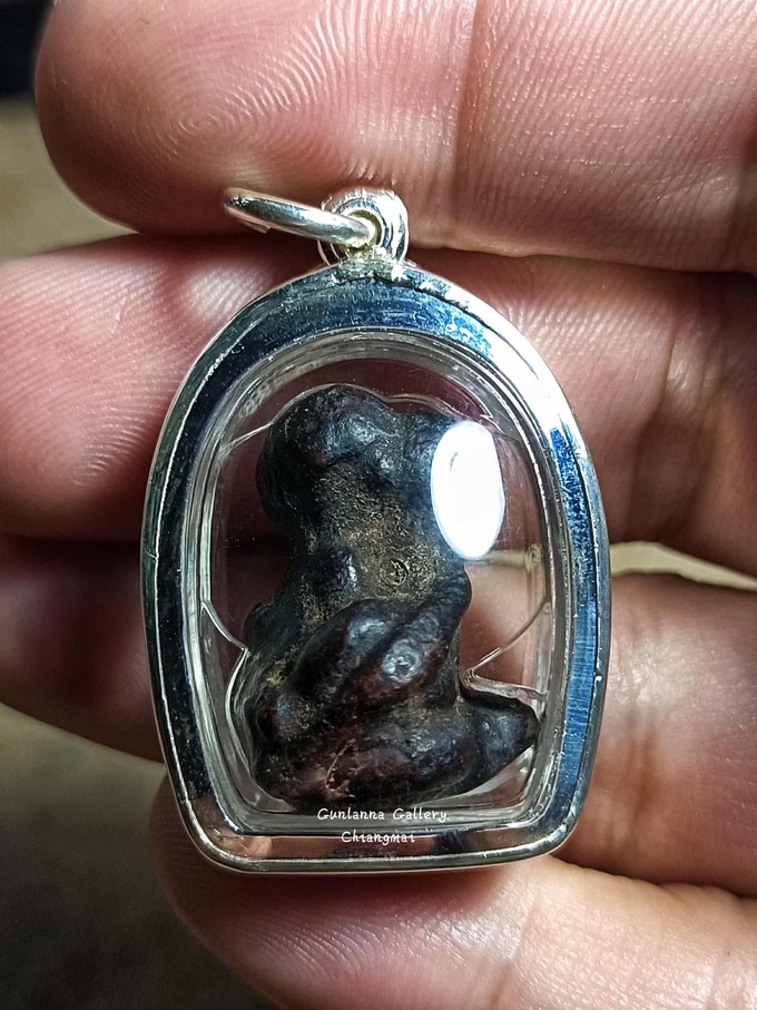 อิ่นล้านนา3 (ผงลงรักเก่า)