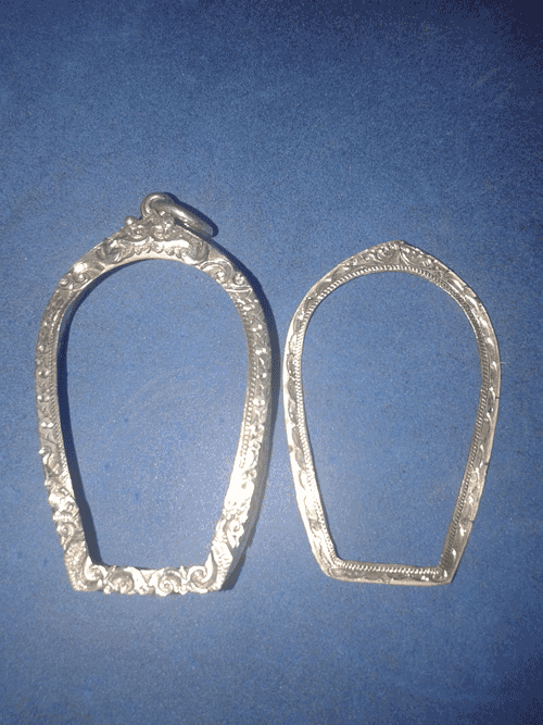 กรอบเงินแท้