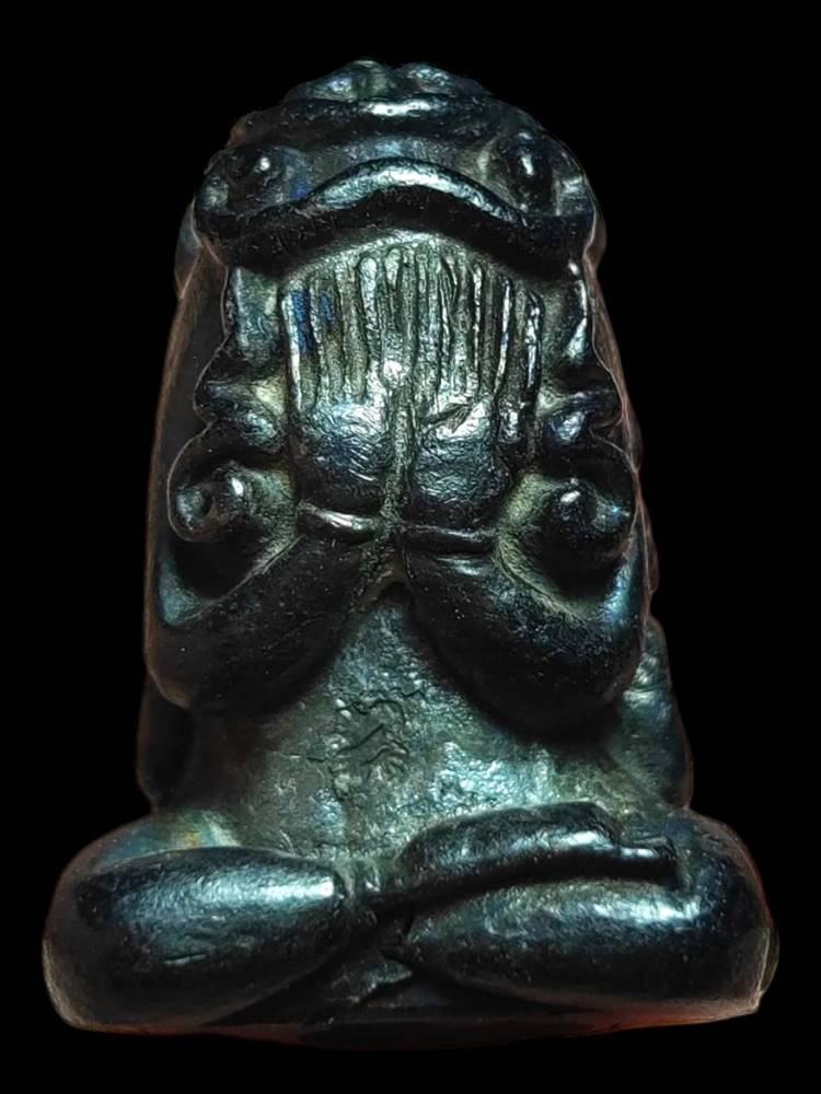 หลวงพ่อเกษม ปิดตามหาลาภ ก้นสิงห์ ปี18(2)