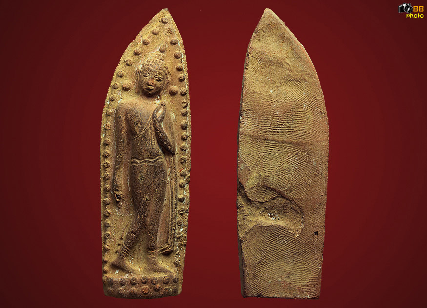 พระลีลาถ้ำหีบ ข้างเม็ด 