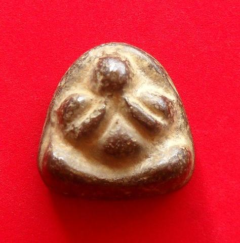 พระปิดตา ลพ.โต วัดเนินสุทธาวาสเนื้อชืนตะกั่ว