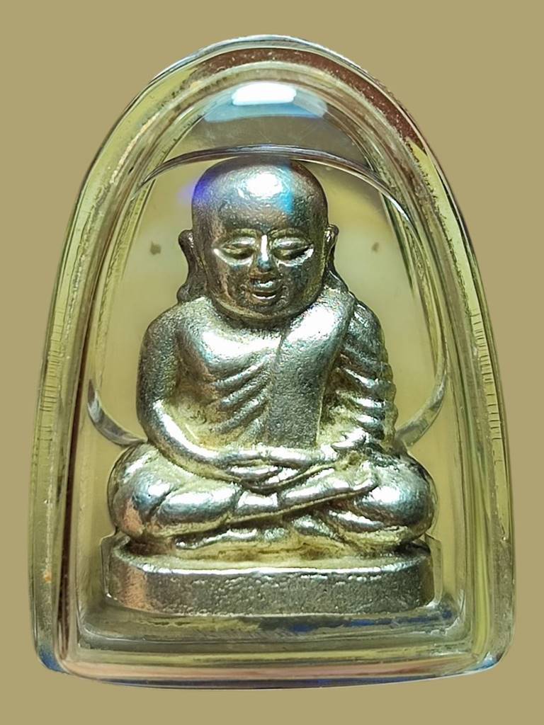 หลวงพ่อเกษม รูปหล่อหลวงพ่อเงิน ปี36