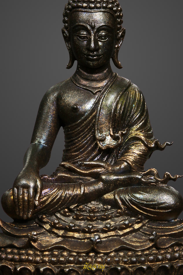 พระกริ่งประทานยศบารมี นวะโลหะแก่ทอง