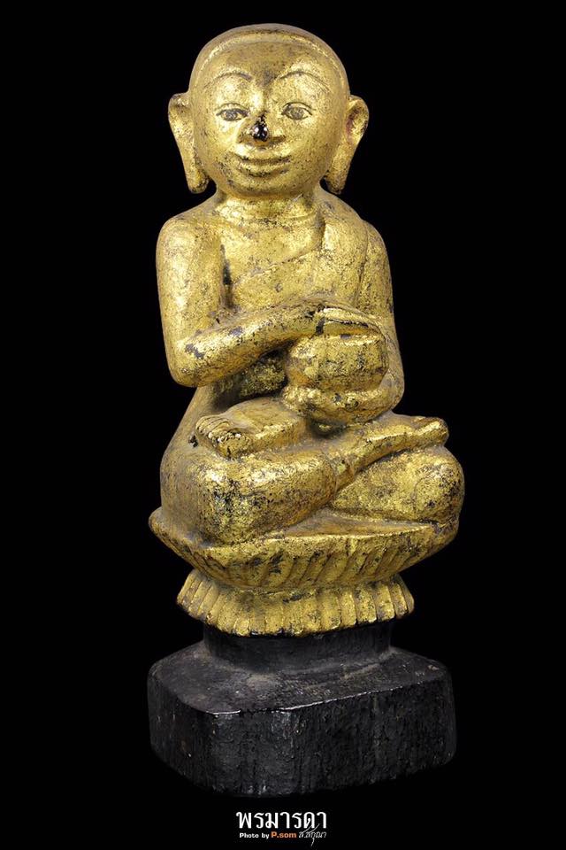 พระอุปปคุตจกบาตรไม้โพธิ์แกะศิลปพม่า 