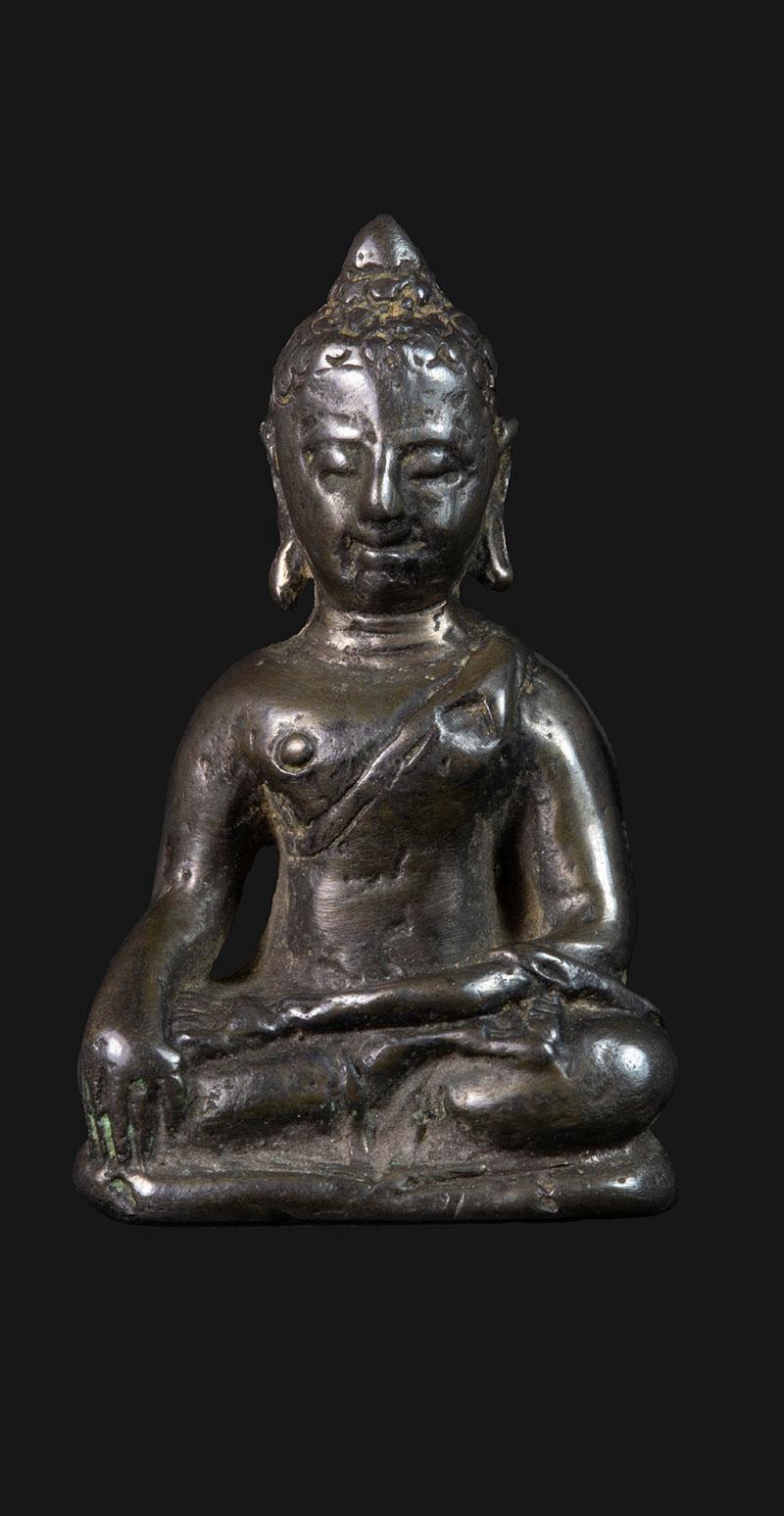 พระเชียงแสนสิงห์หนึ่งขนาดจิ๋ว