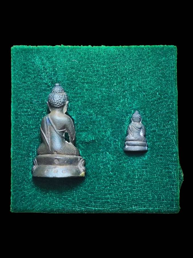 หลวงพ่อเกษม พระกริ่ง+พระชัยวัฒน์ ปี36