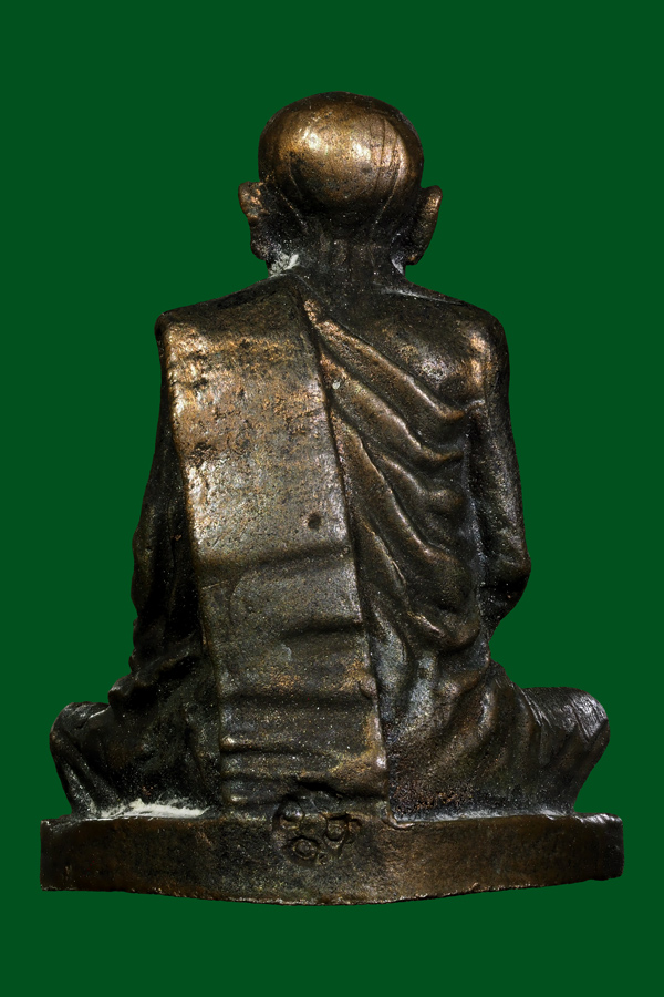 รูปหล่อหลวงปู่เอี่ยมเนื้อนวะออกวัดโคนอน