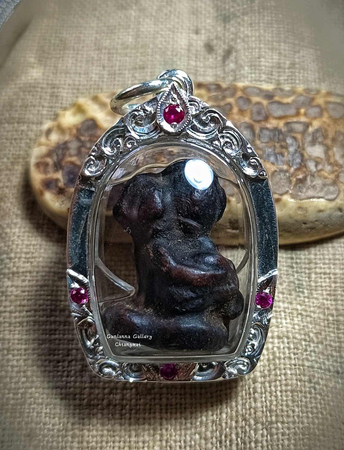 อิ่นล้านนา3 (ผงลงรักเก่า)