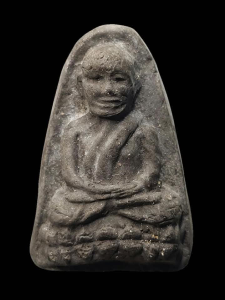 หลวงปู่ทวดอาจารย์นองรุ่นM16