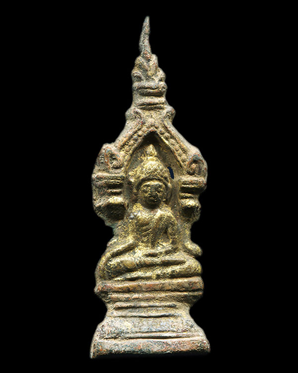 เชียงแสนซุ้มปราสาทฐานสูง