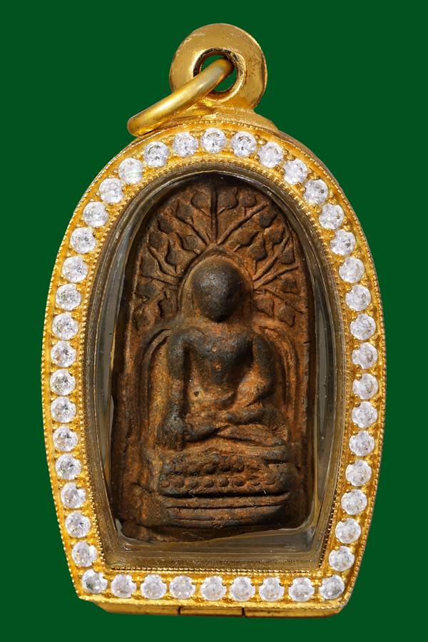 พระบาง กรุดอนแก้ว เขียวคราบแดง