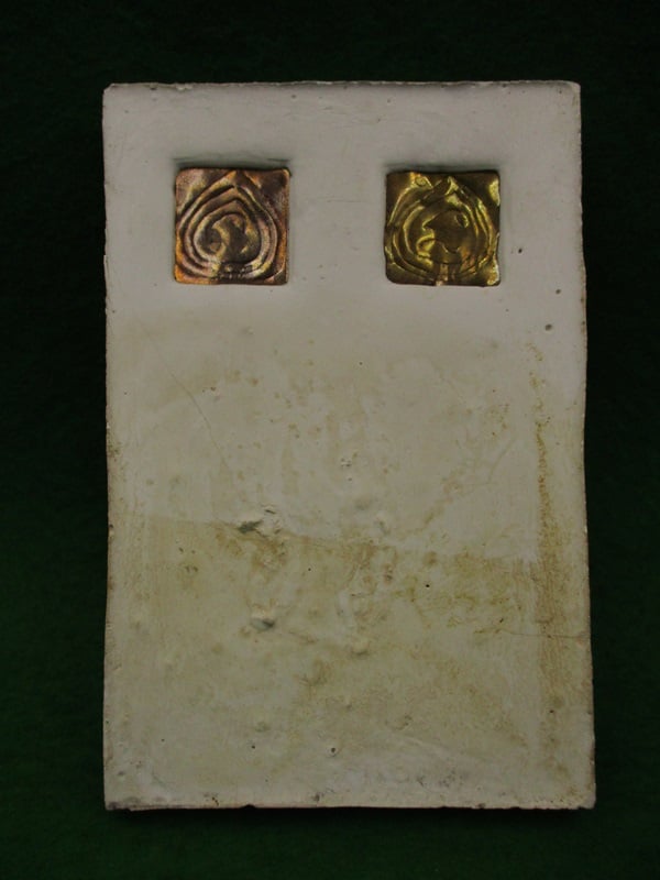  แผ่นรูปหล่อปูน นุนต่ำ ทาทอง หลังจารมือแผ่นทองแดง ทองเหลือง หลวงพ่อเกษม เขมโก ปี 36 ลาภ ผล พูล ทวี เ