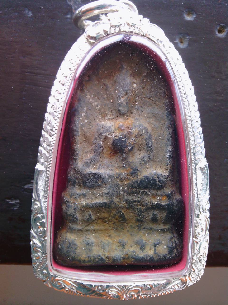 ยอดขุนพล  กรุสันธาตุ พิมพ์เสมา นิยม