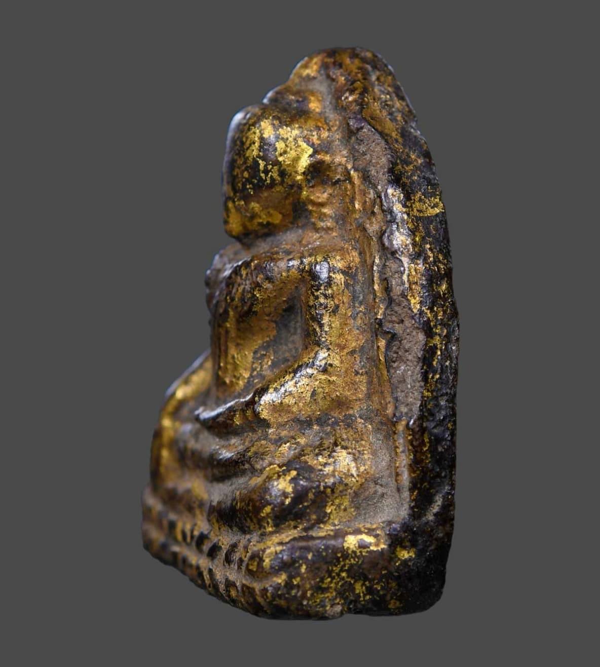 หลวงพ่อโต กรุบางกระทิง