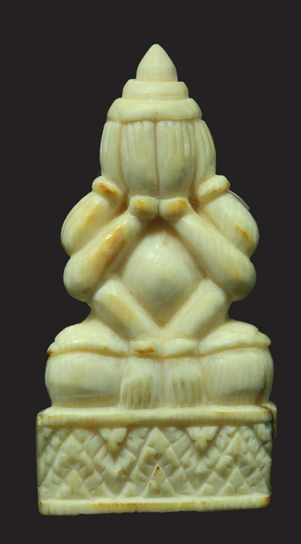 พระปิดตางาแกะ ขนาด1นิ้วสูง2นิ้ว