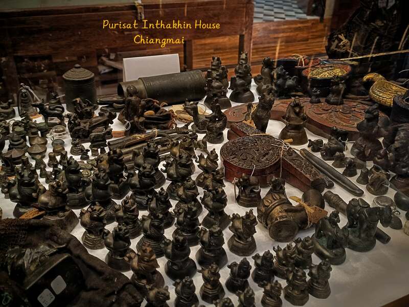 ลูกเป้งสำริดโบราณ1