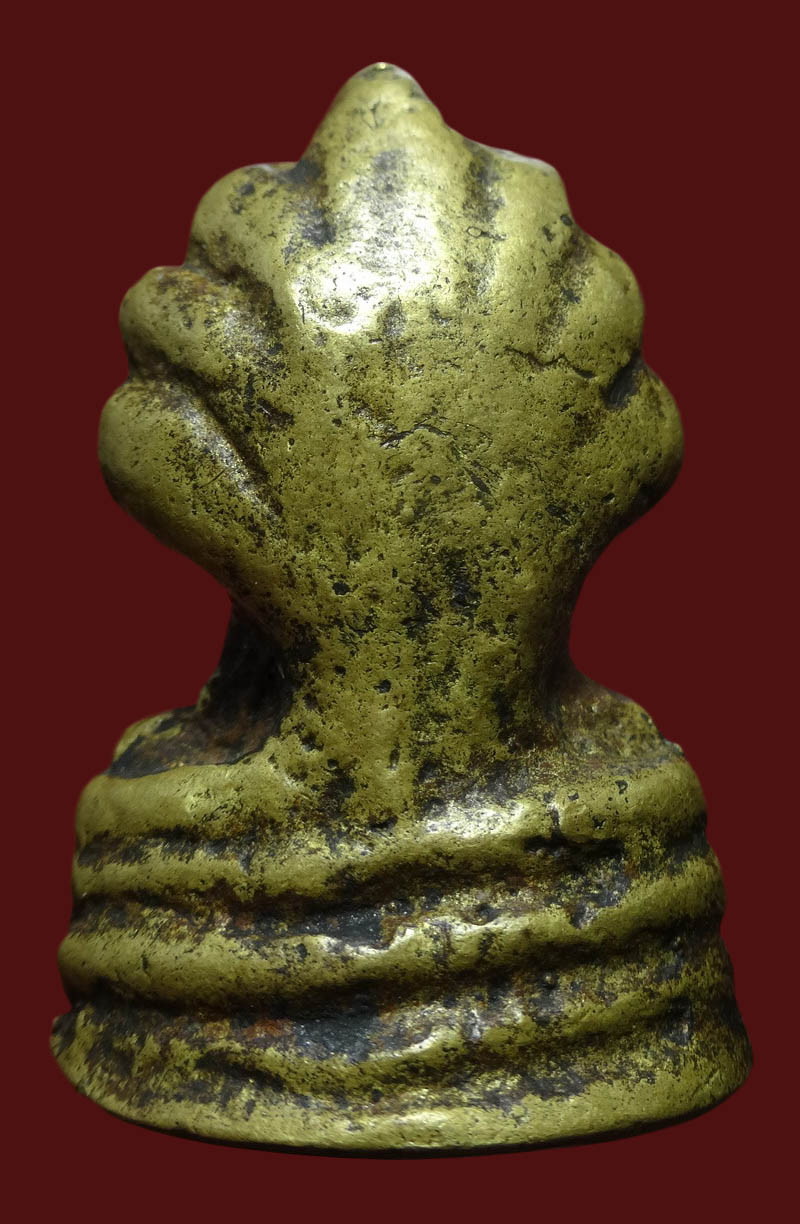 พระนาคปรกแสงอรุณ วัดบรมนิวาส 2495 