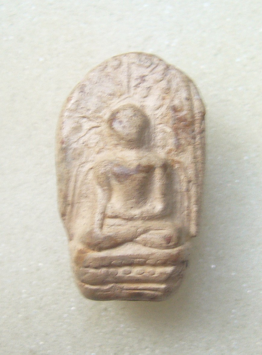 พระคงกรุเก่าสีขาว ( เคาะเดียวครับ )