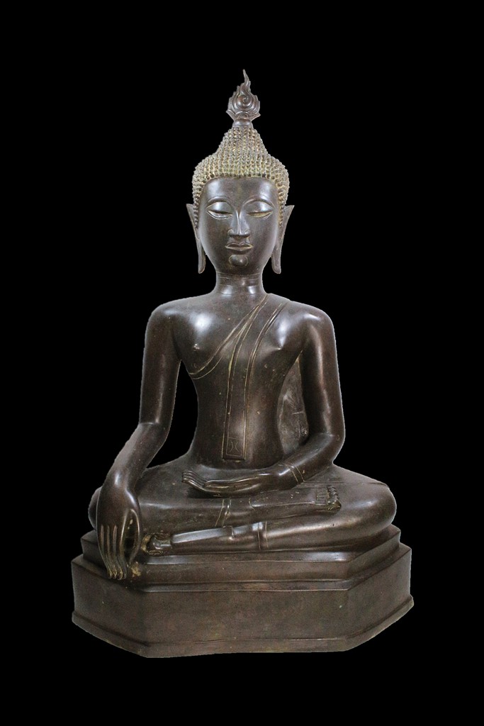 พระบูชา 999 เข่าพระกว้าง 15 พระสูง 27 นิ้ว