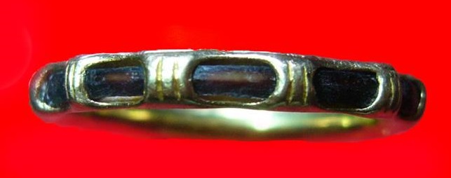 แหวนทองคำสอดหางช้าง ทองคำ 90% หนัก 1.7g. ขนาด 19mm. size L 
