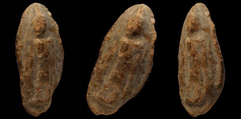 พระกำแพงเปิดโลก กรุทุ่งเศรษฐี กำแพงเพชร