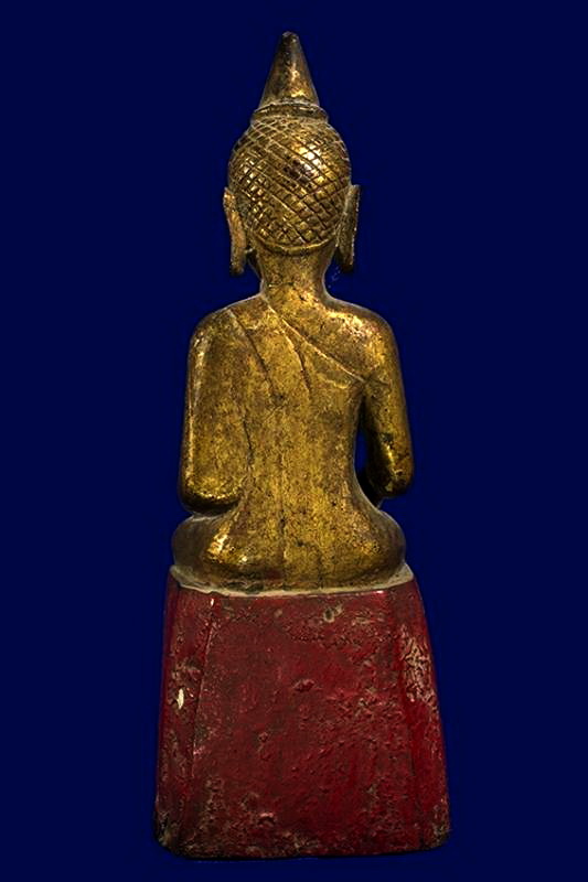 พระบูชาไม้แกะล้านนาลงชาดลงทองสวยเดิมๆ