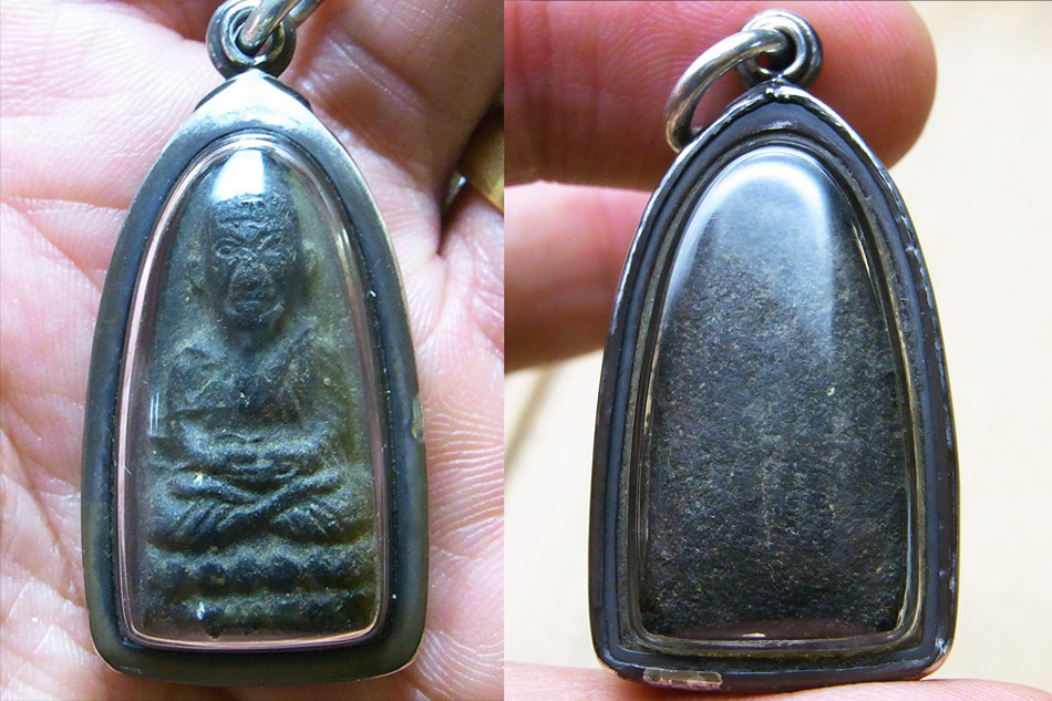 หลวงปู่ทวด บล็อคแตกเลี่ยมเงินเก่าๆ