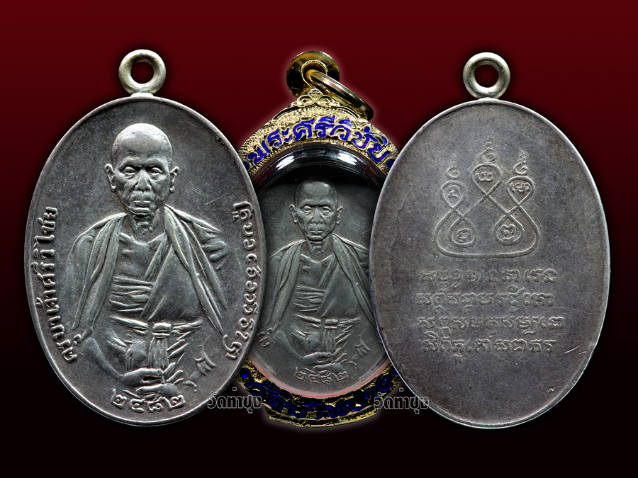 @@@ เอาเป็นว่า ดูกันเพลิน ๆก็แล้วกันนะครับ @@@