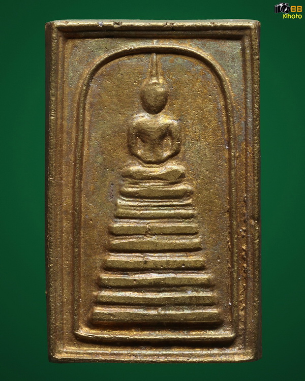 พระสมเด็จเนื้อทองระฆังครูบาขันแก้ว วัดสันพระเจ้าแดง พิมพ์ ฐาน 9 ชั้น