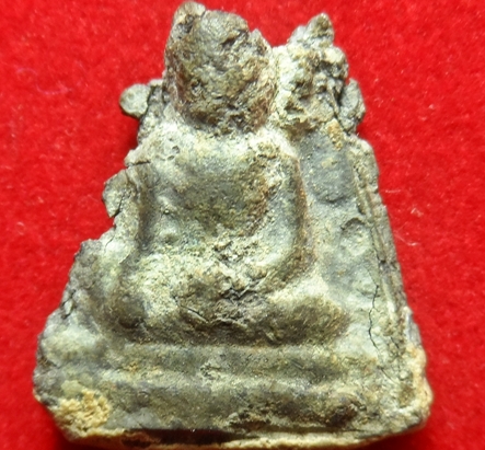 พระนางสุโขทัย เนื้อชิน.