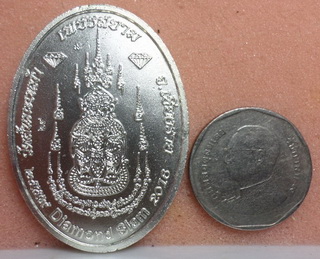 เหรียญหนุมาน วัดสันมะเหม้า เหรียญใหญ่ กะหลั่ยเงินลงยาสีดำ เลข 29 ครับ