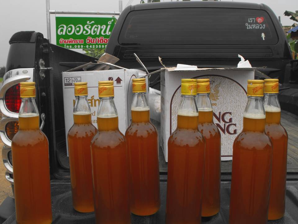 น้ำผึ้งเดือน 5 ...  ขี้ผึ้ง