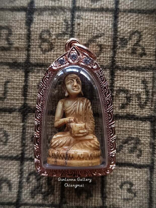 พระอุปคุตมหาเถร(งา)ไทยใหญ่2