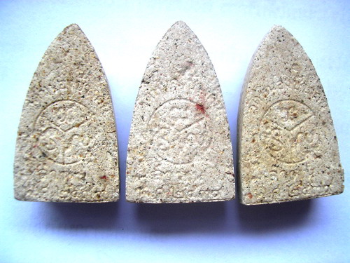 หลวงปู่ทวดครูบาจันต๊ะ 3 องค์ครับ