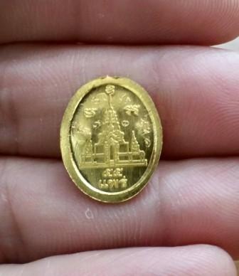 เหรียญเม็ดแตงปี๕๕๕(เนื้อทองคำ) ลพ.เสนาะ