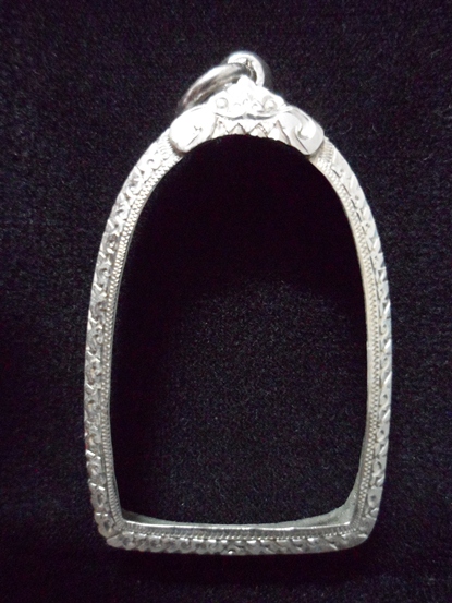 เลี่ยมเงินพระเปิม 