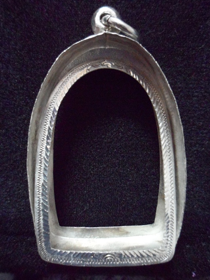 เลี่ยมเงินพระเปิม 