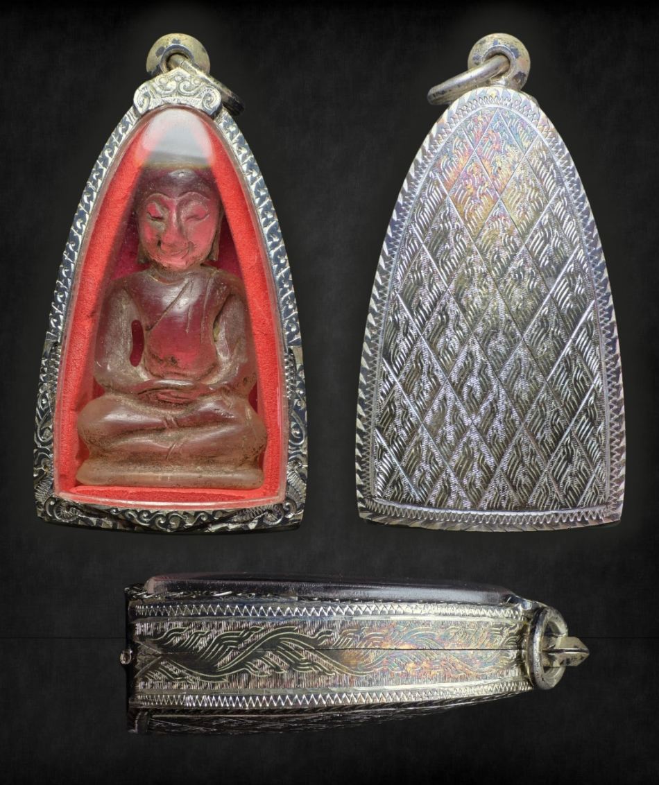 พระแก้วจุยเจีย กรุฮอด เนื้อใสสีชมพู