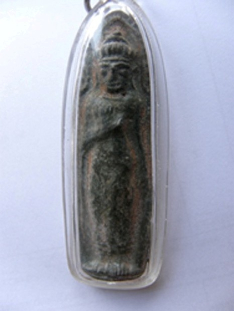 พระร่วงหลังรางปืนเนื้อชิน