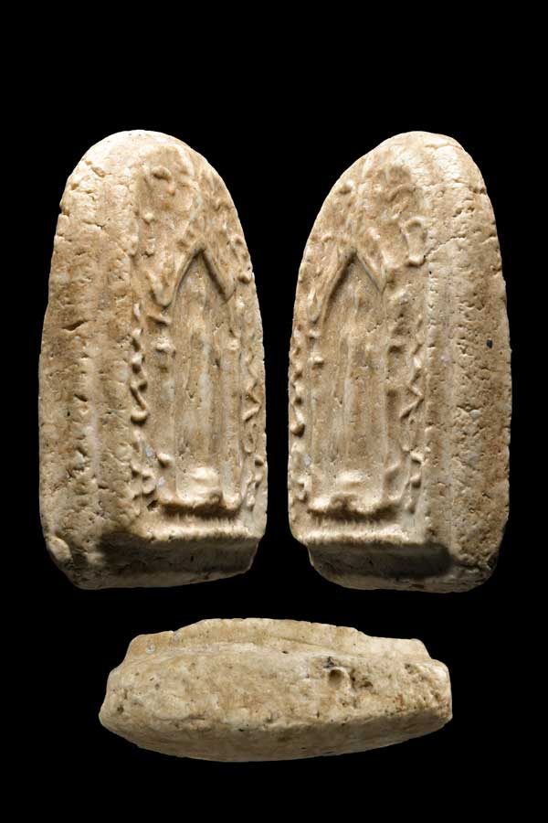 สมเด็จปิลันทน์ พิมพ์ซุ้มประตู เนื้อขาว