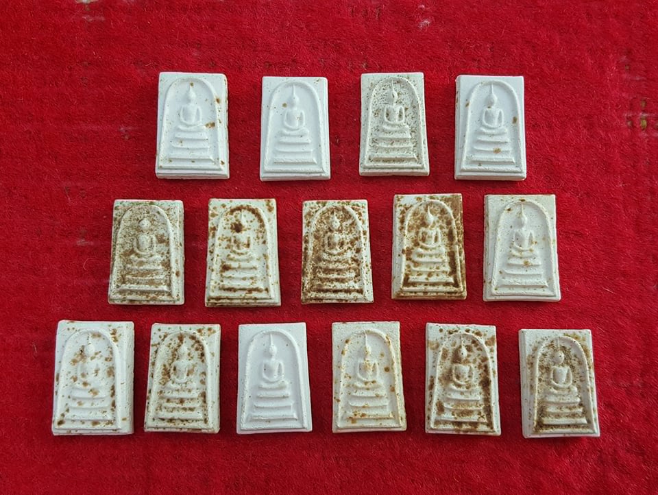 สมเด็จพิมพ์คะแนน ลป.แหวน ปี 16 เคาะเดียว 15 องค์