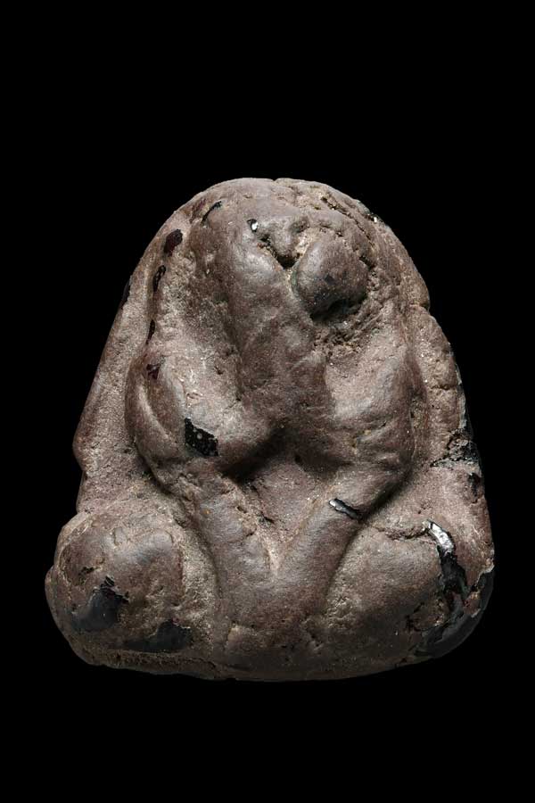 ปิดตาเนื้อผงคลุกรักจุ่มรัก เก่าไม่รู้ที่