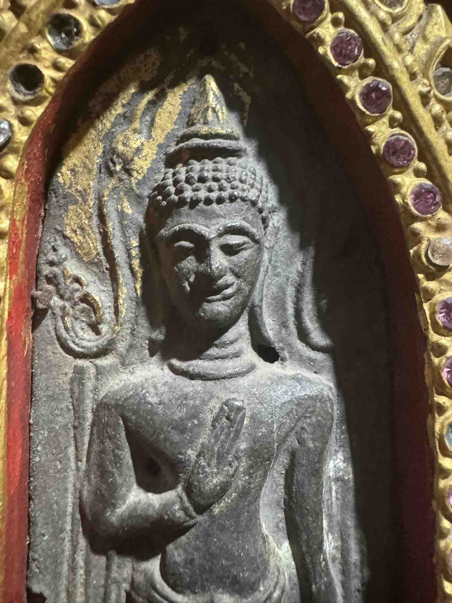 พระร่วงยืนประทานพรท้าวแปร เนื้อชิงเงิน