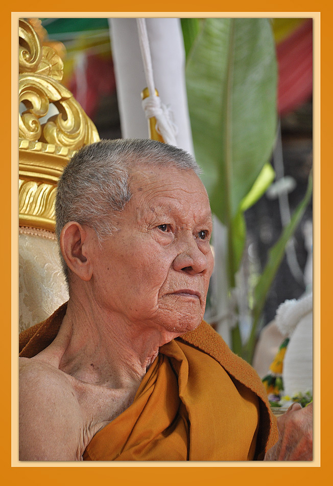 ประมวลภาพพิธีทำบุญอายุวัฒนมงคล ๘๙ ปี ครูบาบุญตัน เตชธมฺโม วัดย่าปาย สันกำแพง  22 ธันวาคม 55