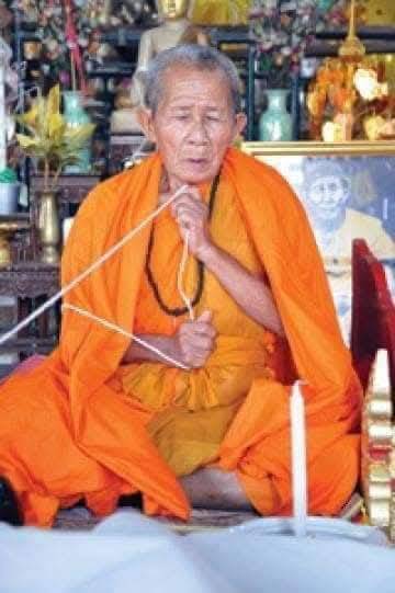 กะลาราหูครูบาเลิศวัดทุ่งม่านใต้