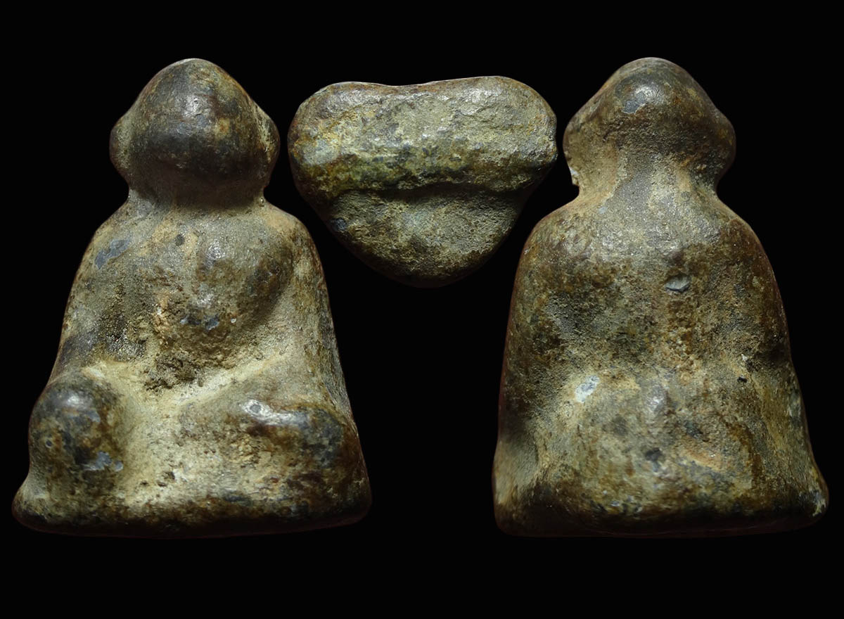 รูปหล่อโบราณเกจิอาจารย์ ตะกั่วสนิมแดง