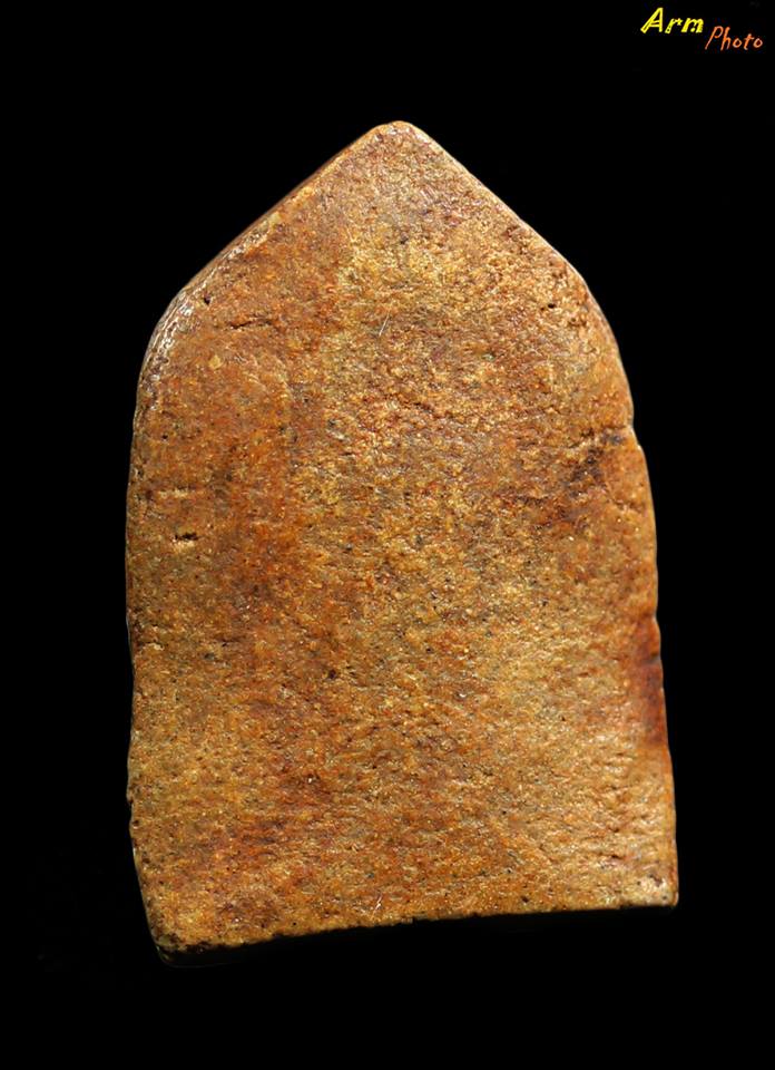 เชียงแสน เนื้อดิน จอมพลป ปี 2510 เนื้อสวยๆ หายากครับ หลวงพ่อเกษม เขมโก ปลุกเสก